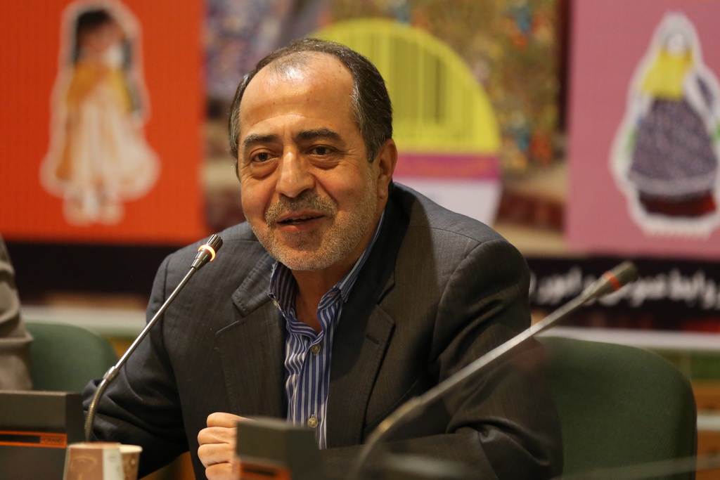مهدي باقري معاون توليدکانون / عکاس:امير جهانپور افزایش 50 درصدی تولید کتابهای الکترونیکی و بریل برای بچهها